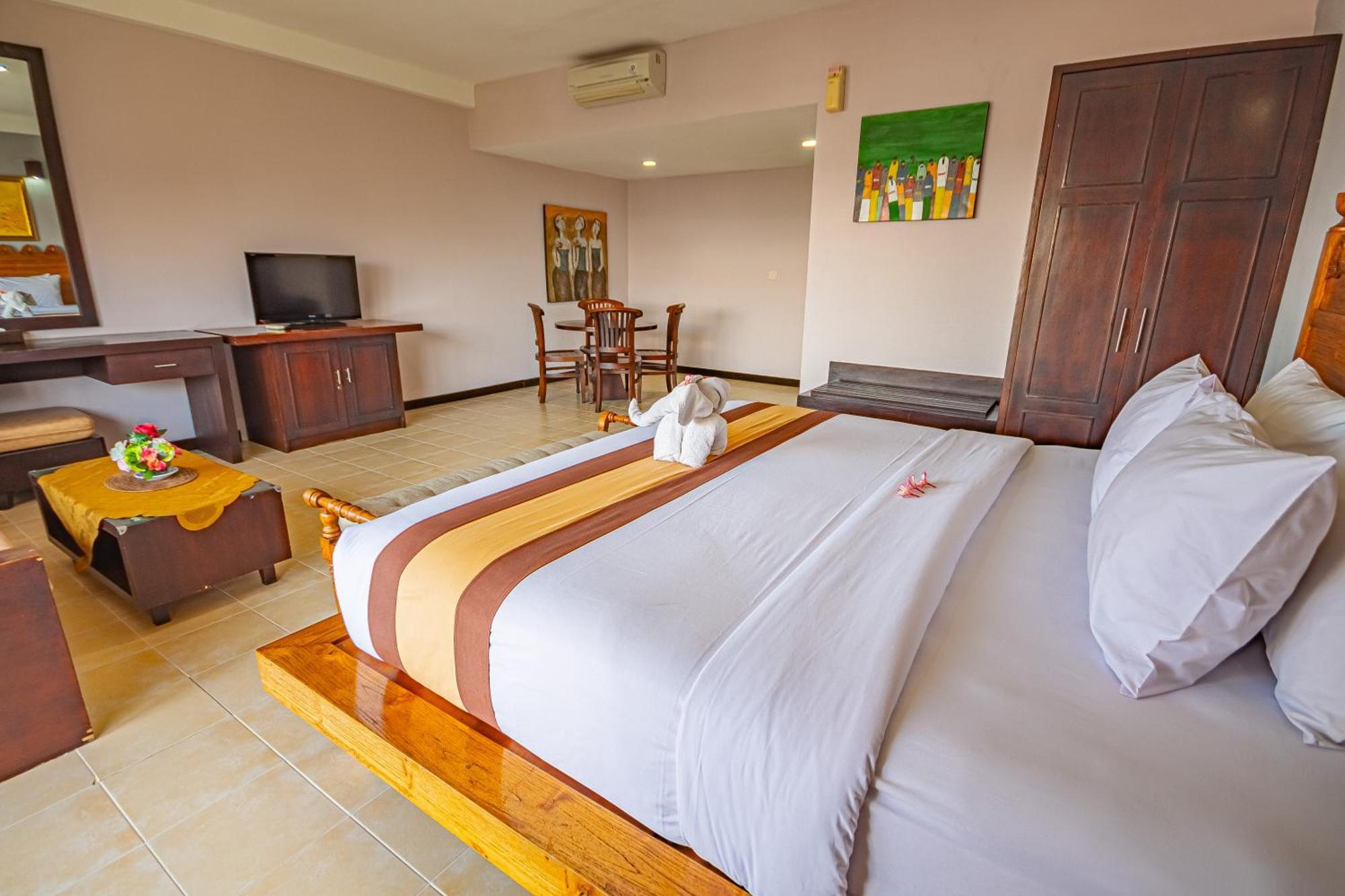 Grand Santhi Hotel 3*