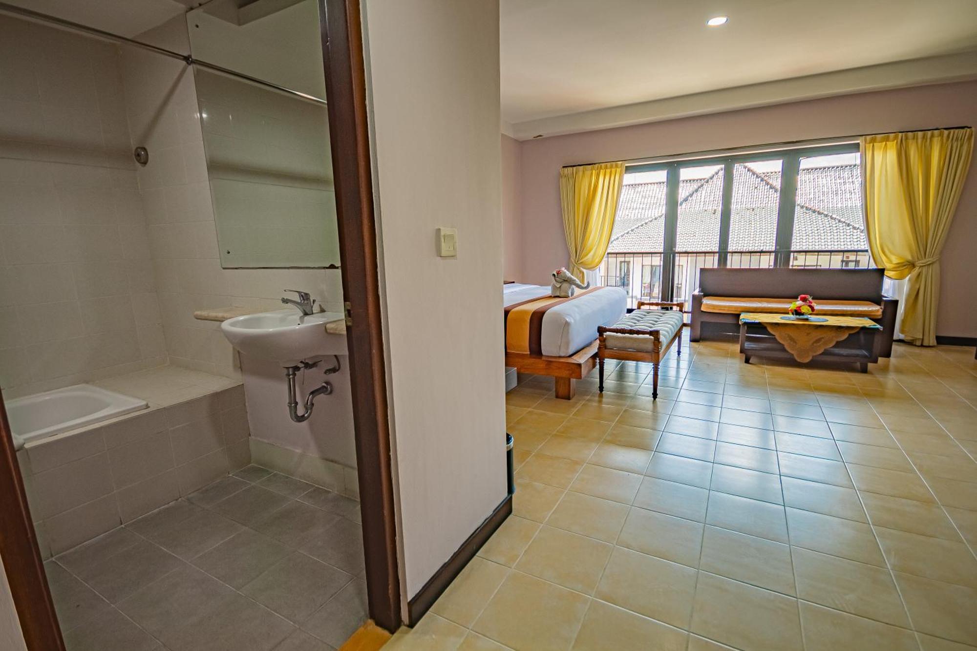 Hotel Grand Santhi