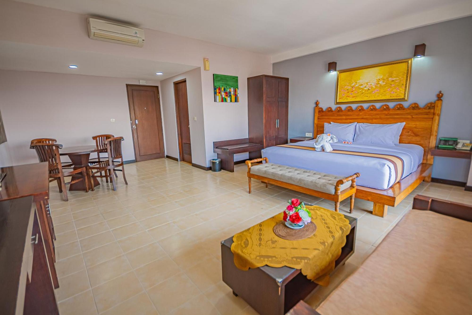 Grand Santhi Hotel Denpasar (Bali)