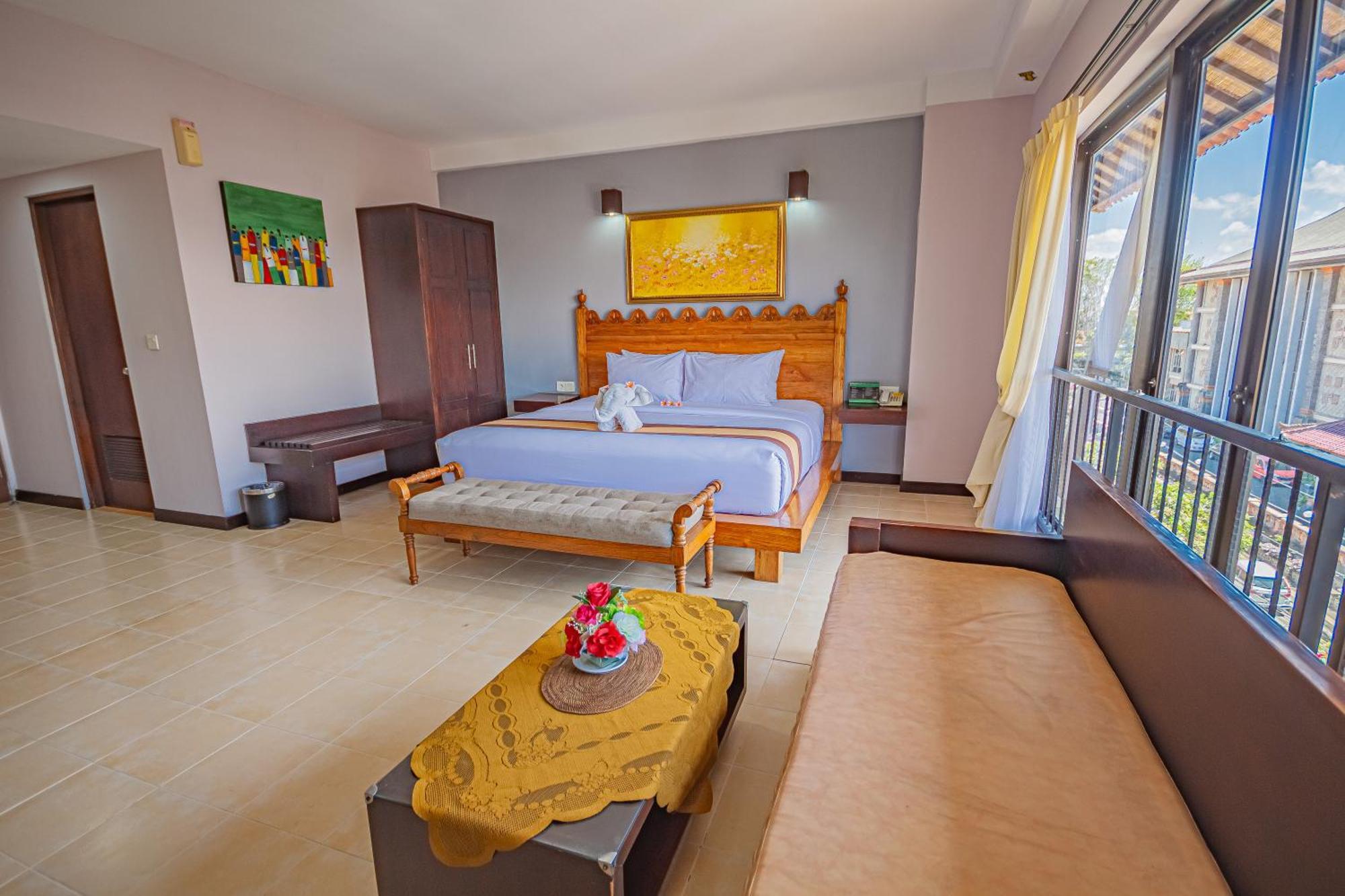 Grand Santhi Hotel 3*