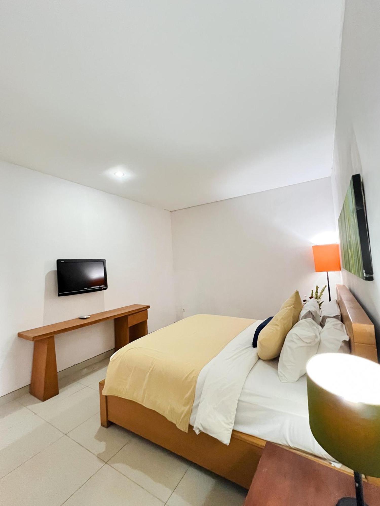 Apple & Holiday park