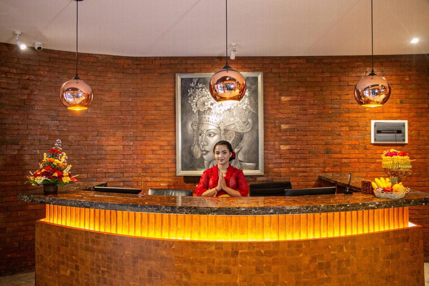 Djabu Seminyak Hotel 4*