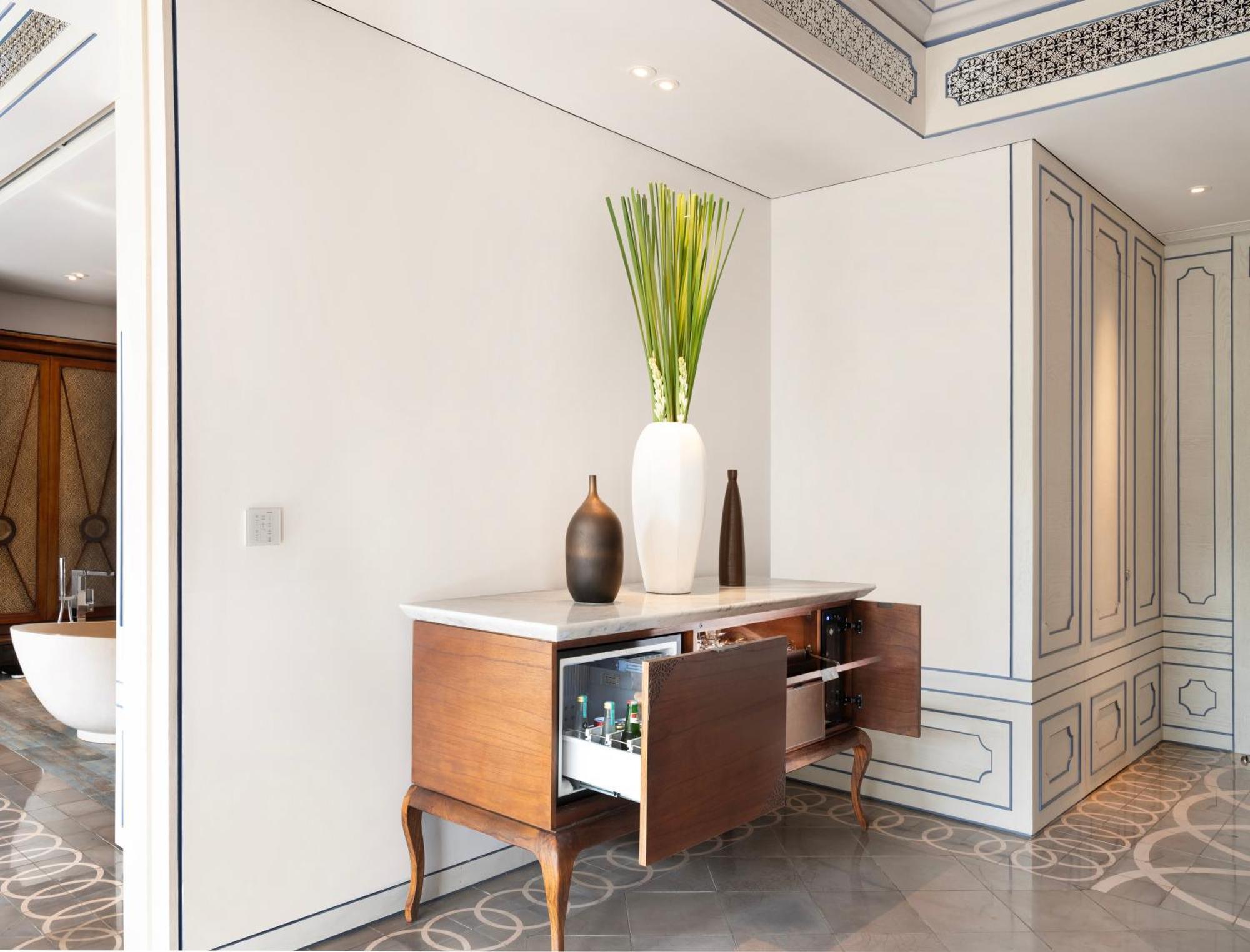 Resor Jumeirah Bali 5*