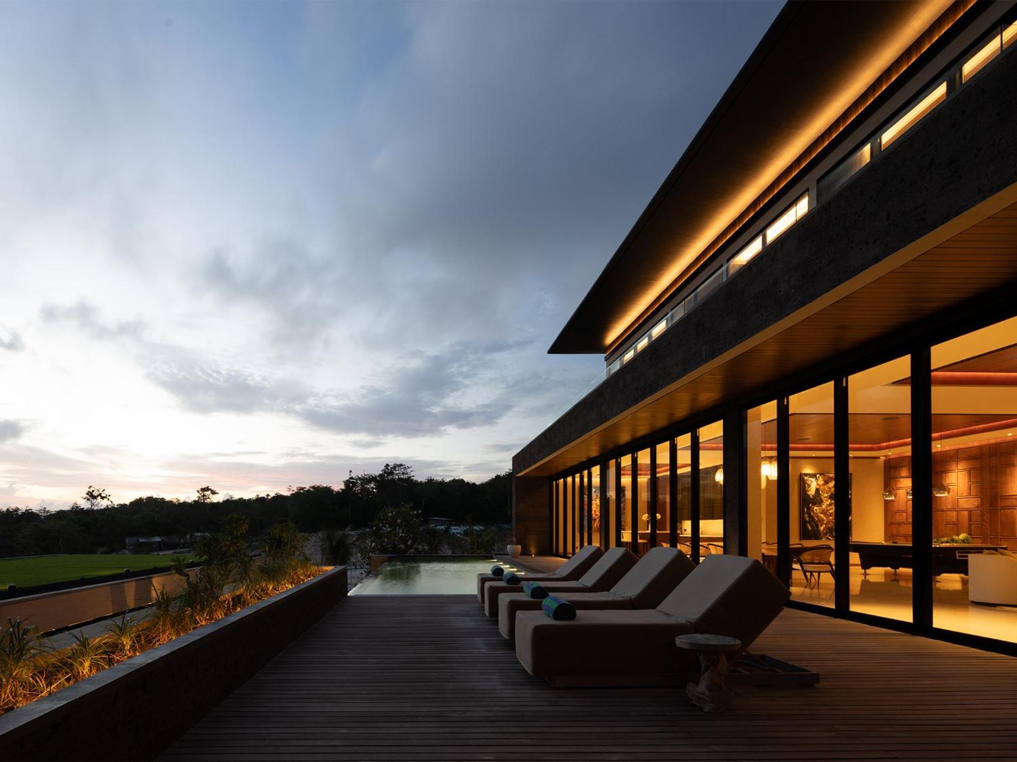 Bie By Elite Havens *