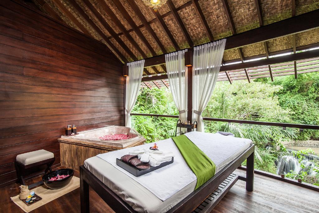 Sanctoo Suites & Villas Hotel
