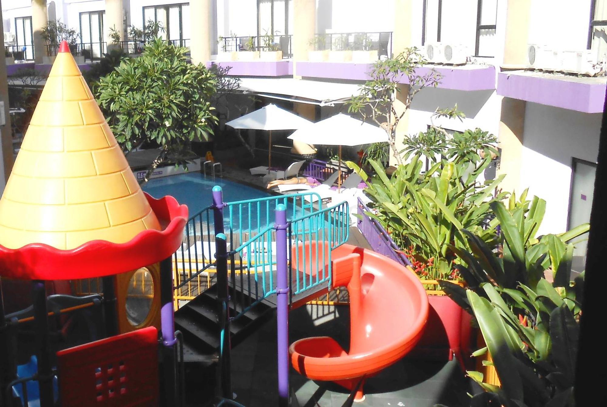Hotel Kuta Park 4*