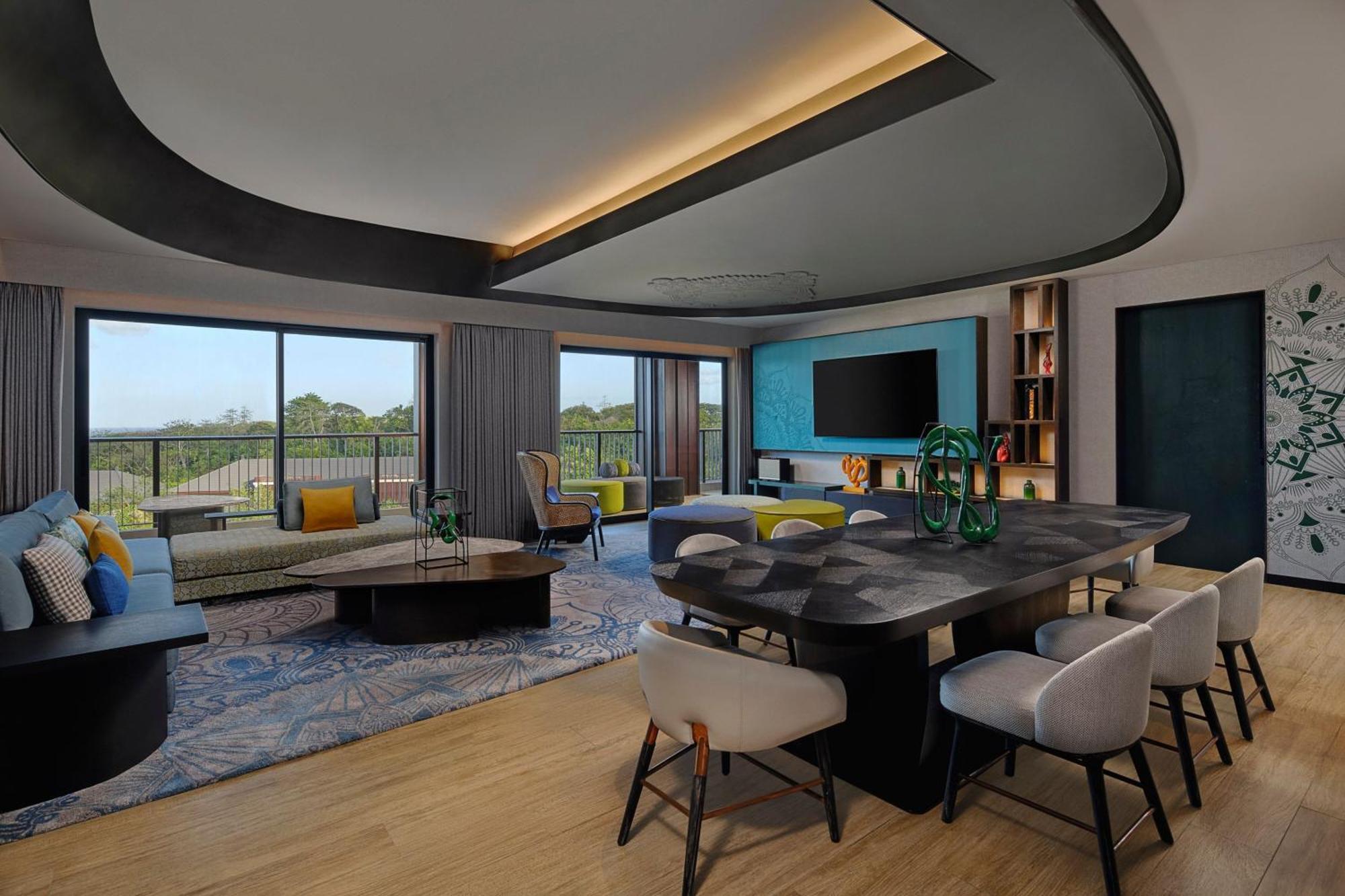Renaissance Bali 5*