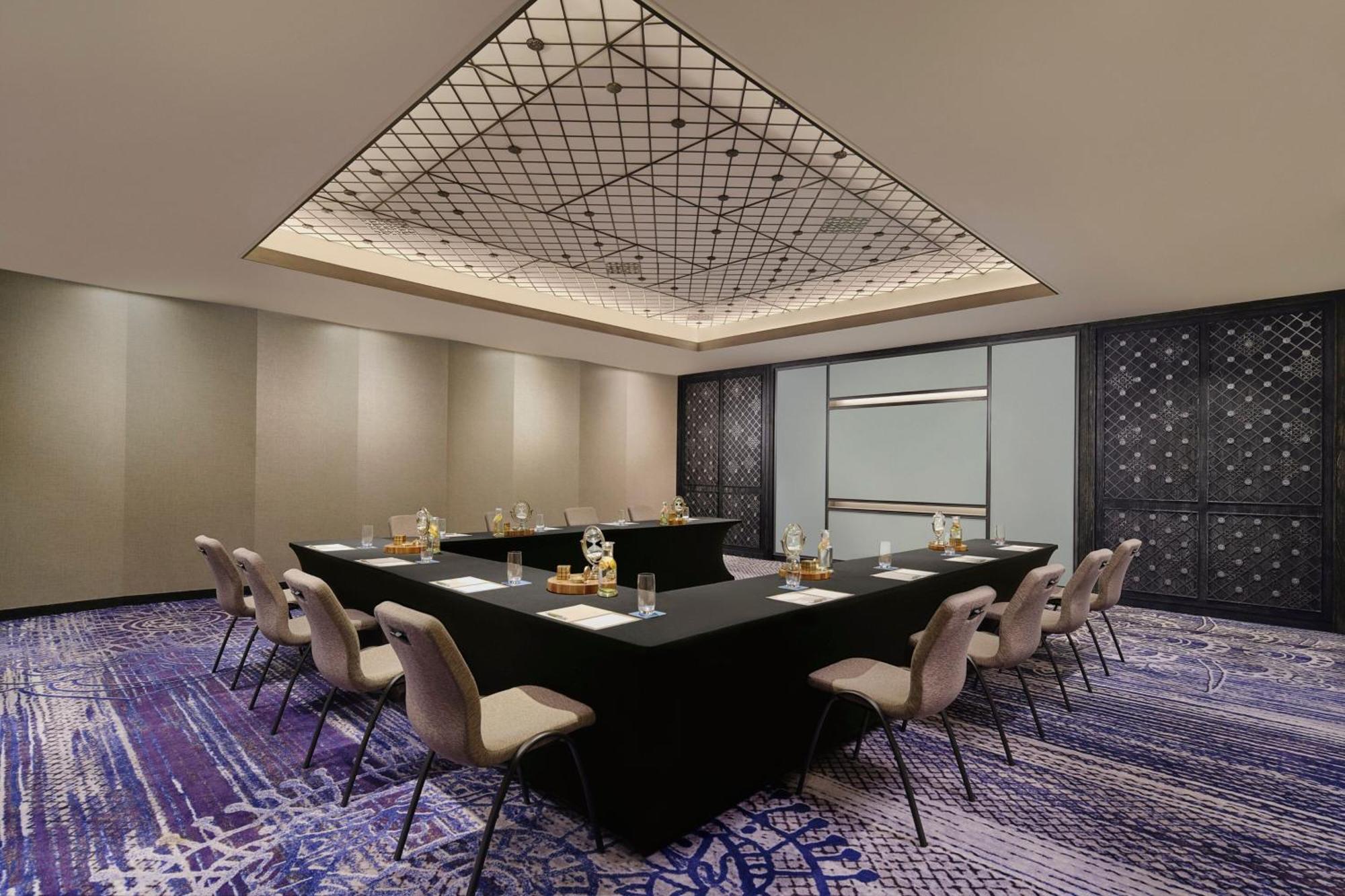 Hotel Renaissance Bali Nusa Dua 5*