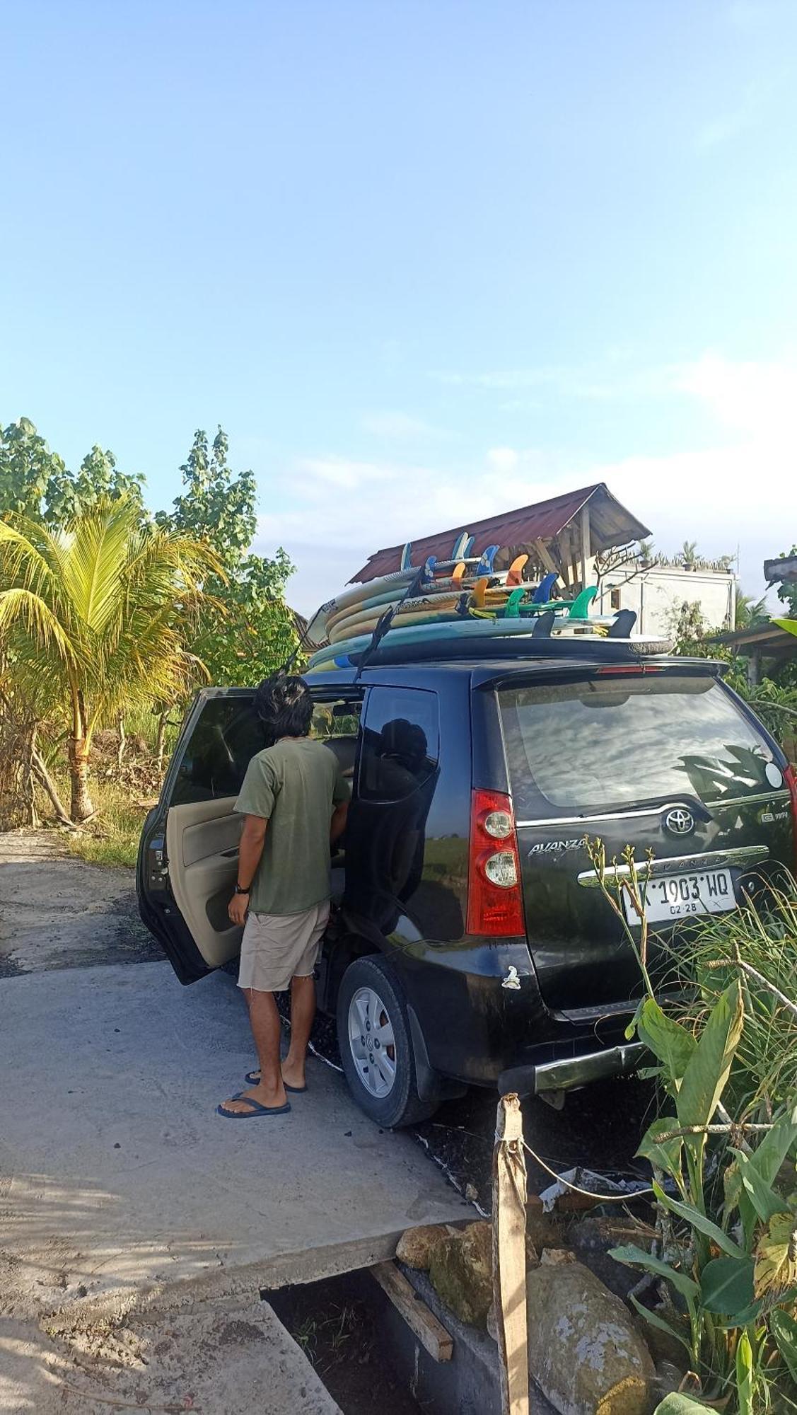 Ayolah Surf House &surf Camp *