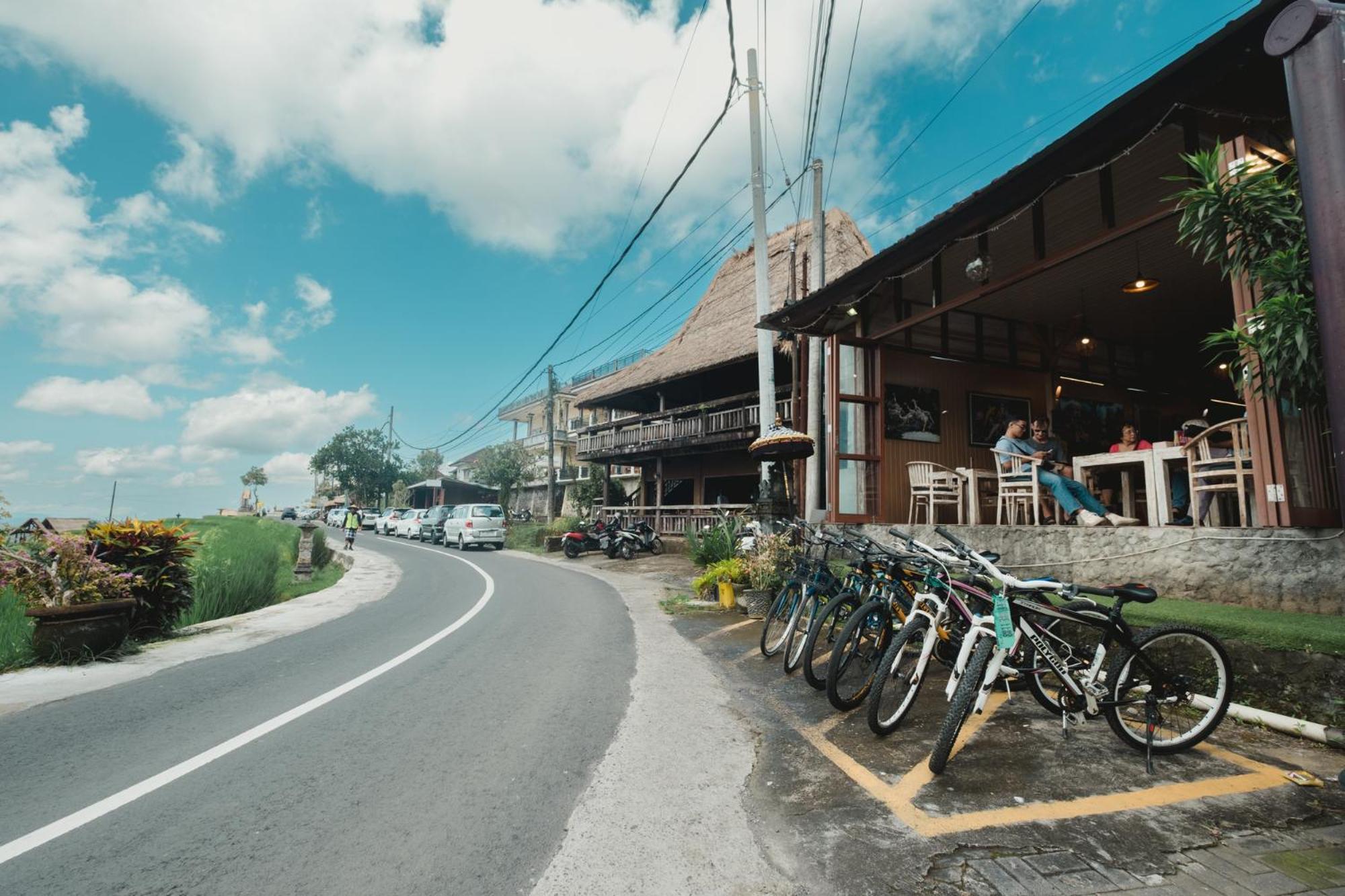 Bhuana Agung Villa&restaurant By Ecommerceloka Tempat Tidur & Sarapan