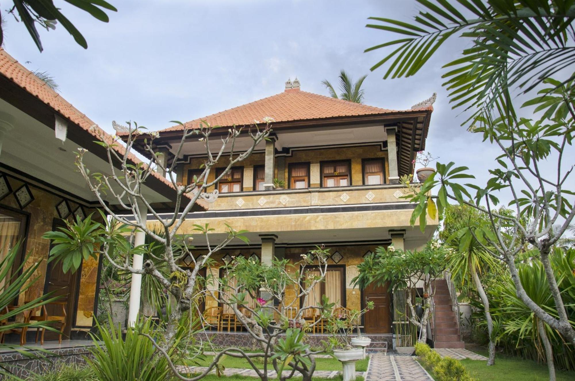 Guest house Arya Enny Salon And Nusa Lembongan (Bali)