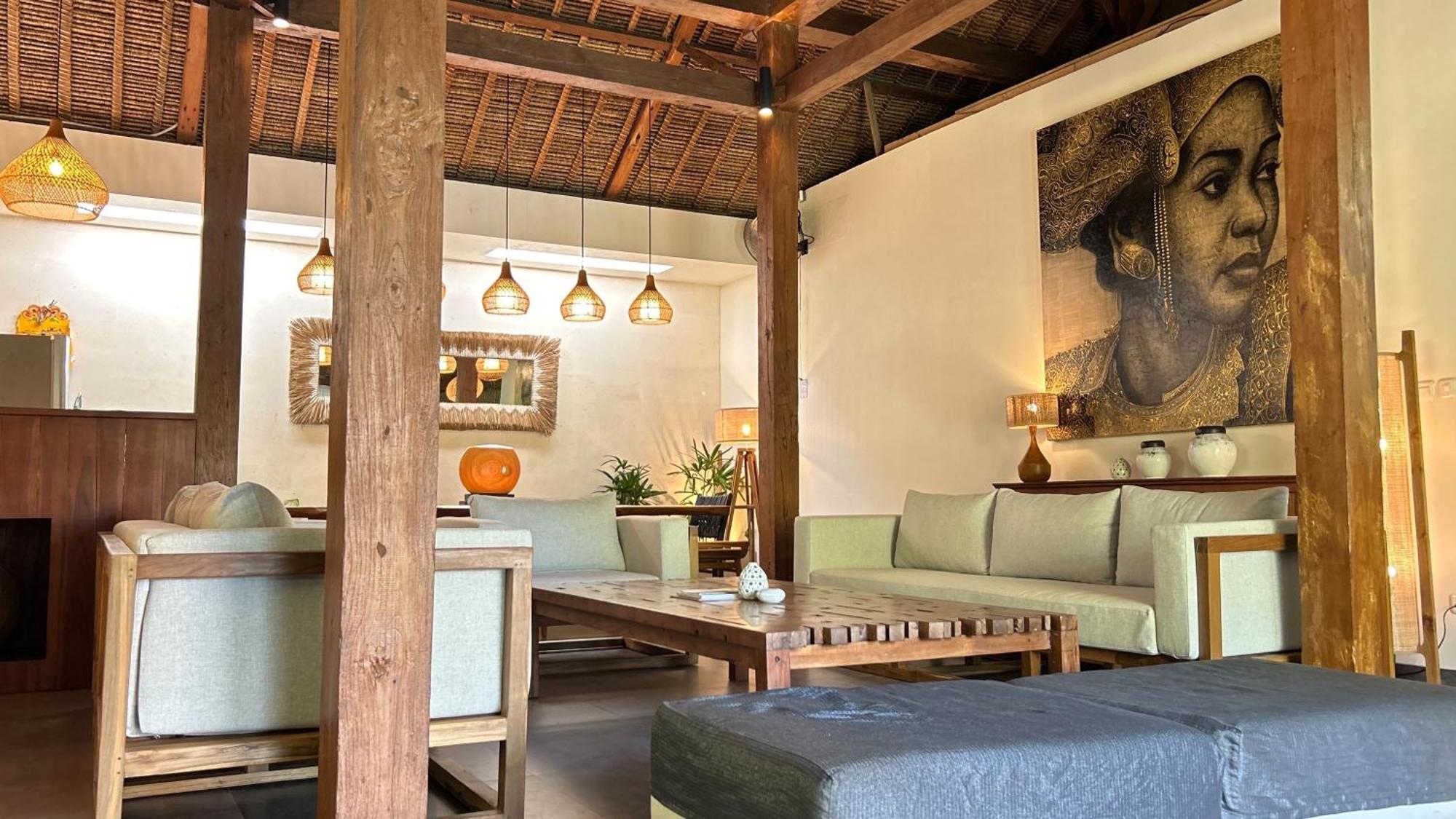 Karmagali Suites Adults Only & Private Pool Family Villas 4* Sanur (Bali)