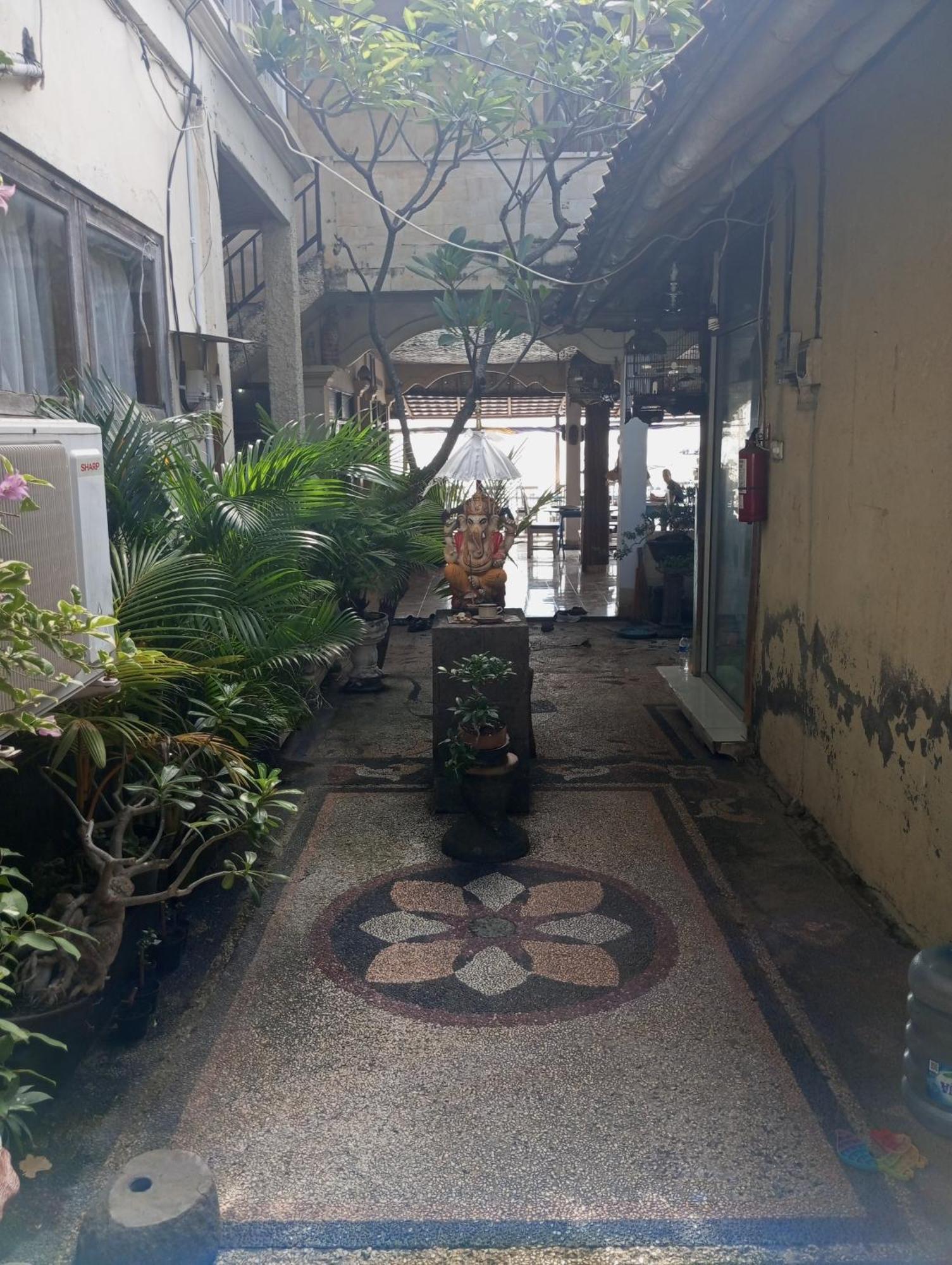 Homestay Sunrise Cafe Amed (Bali)