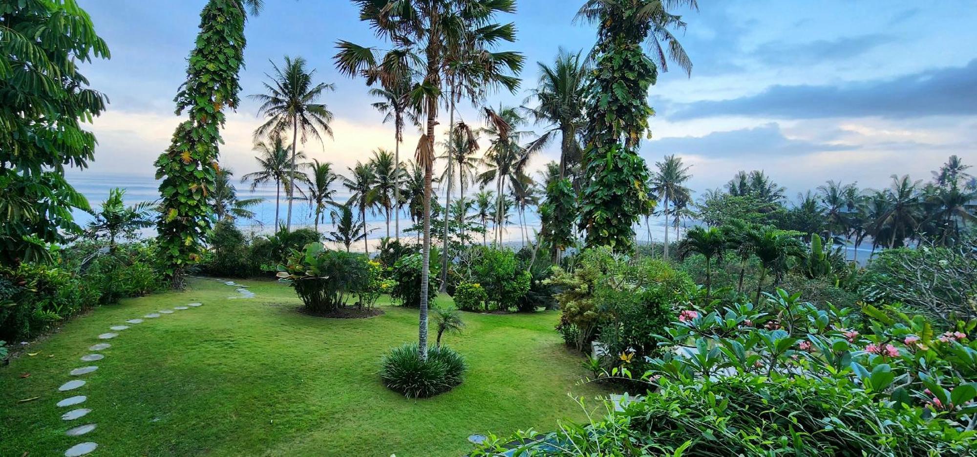 Delmara At Balian Beach *