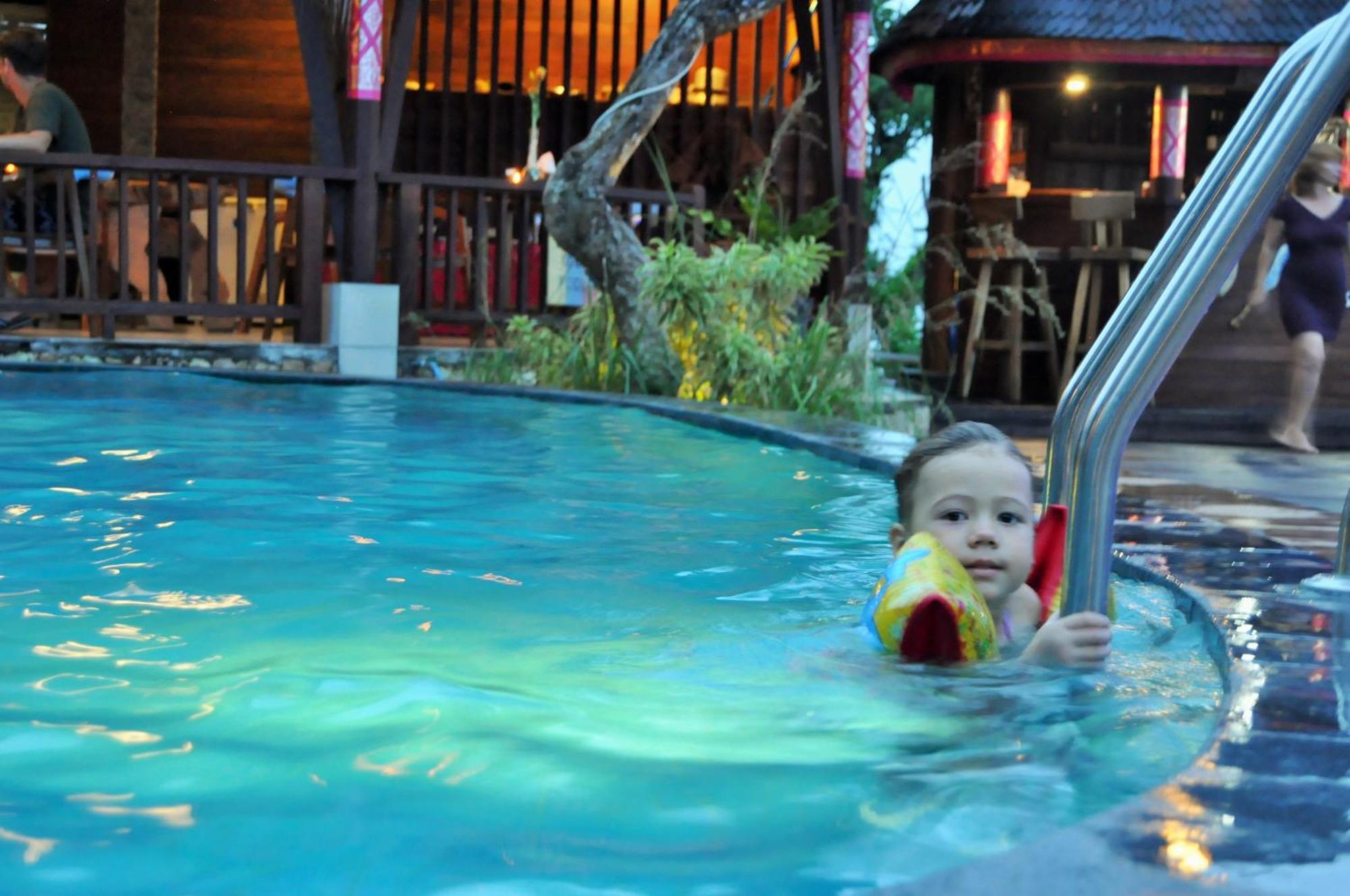 Resort Ocean Terrace And Luxury Batununggul