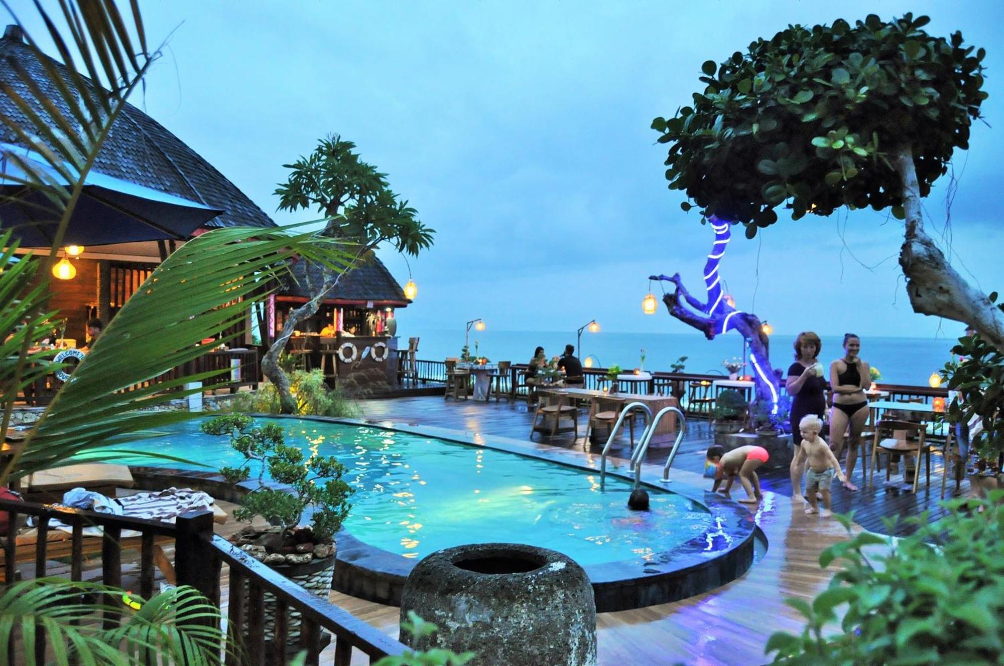 Resort Ocean Terrace And Luxury