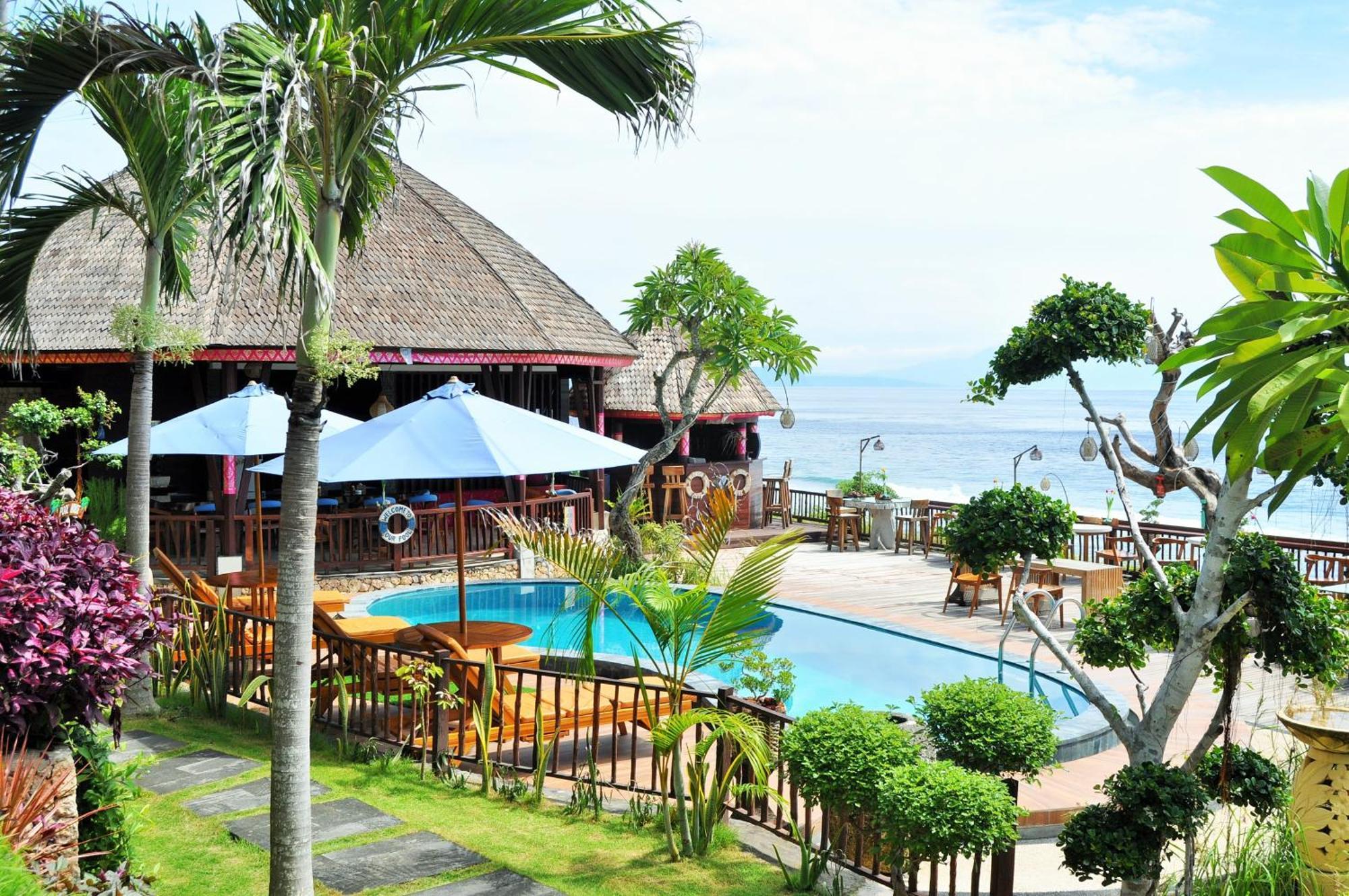 Ocean Terrace And Luxury Resort Batununggul