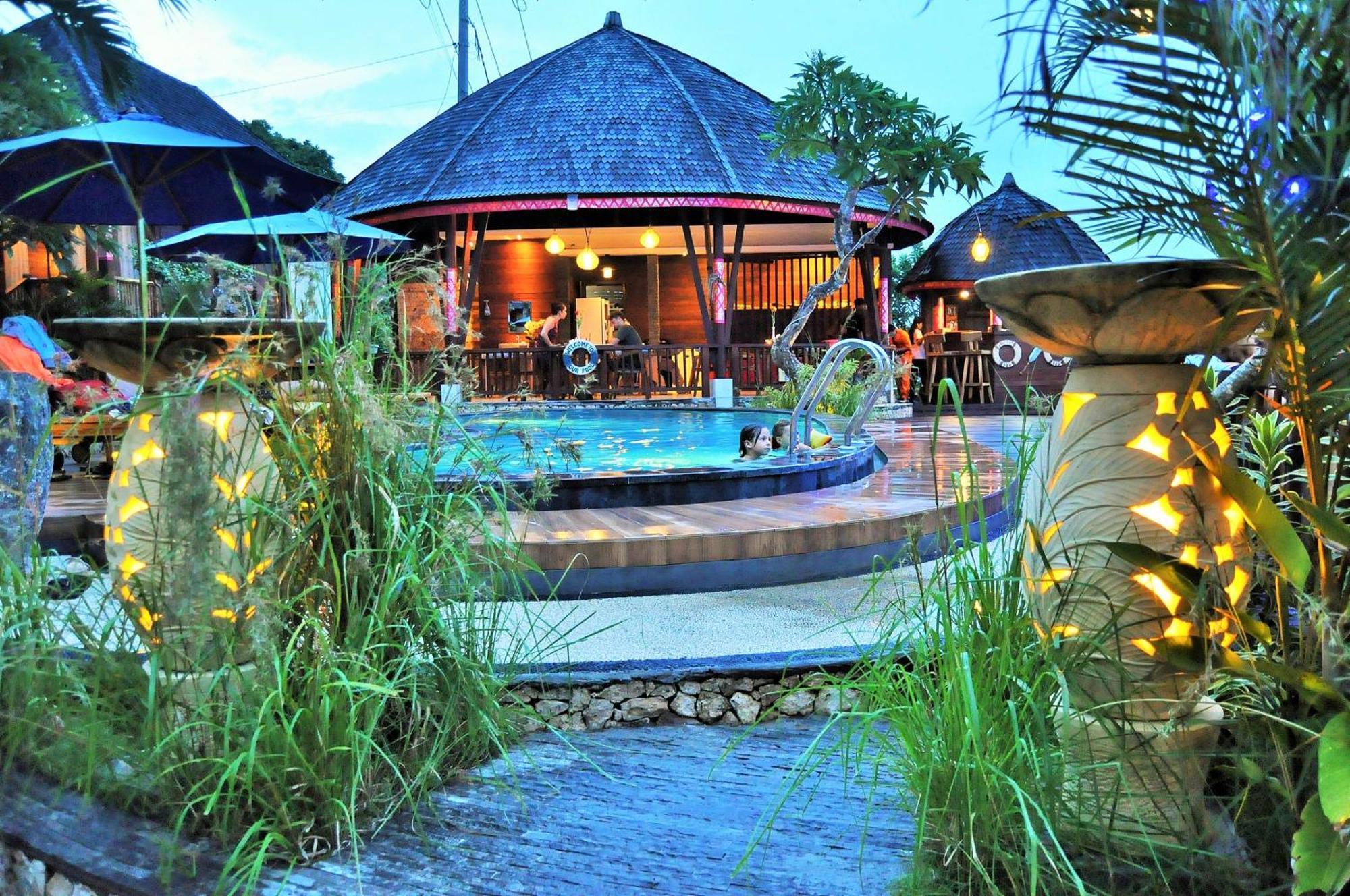 Ocean Terrace And Luxury 4* Batununggul