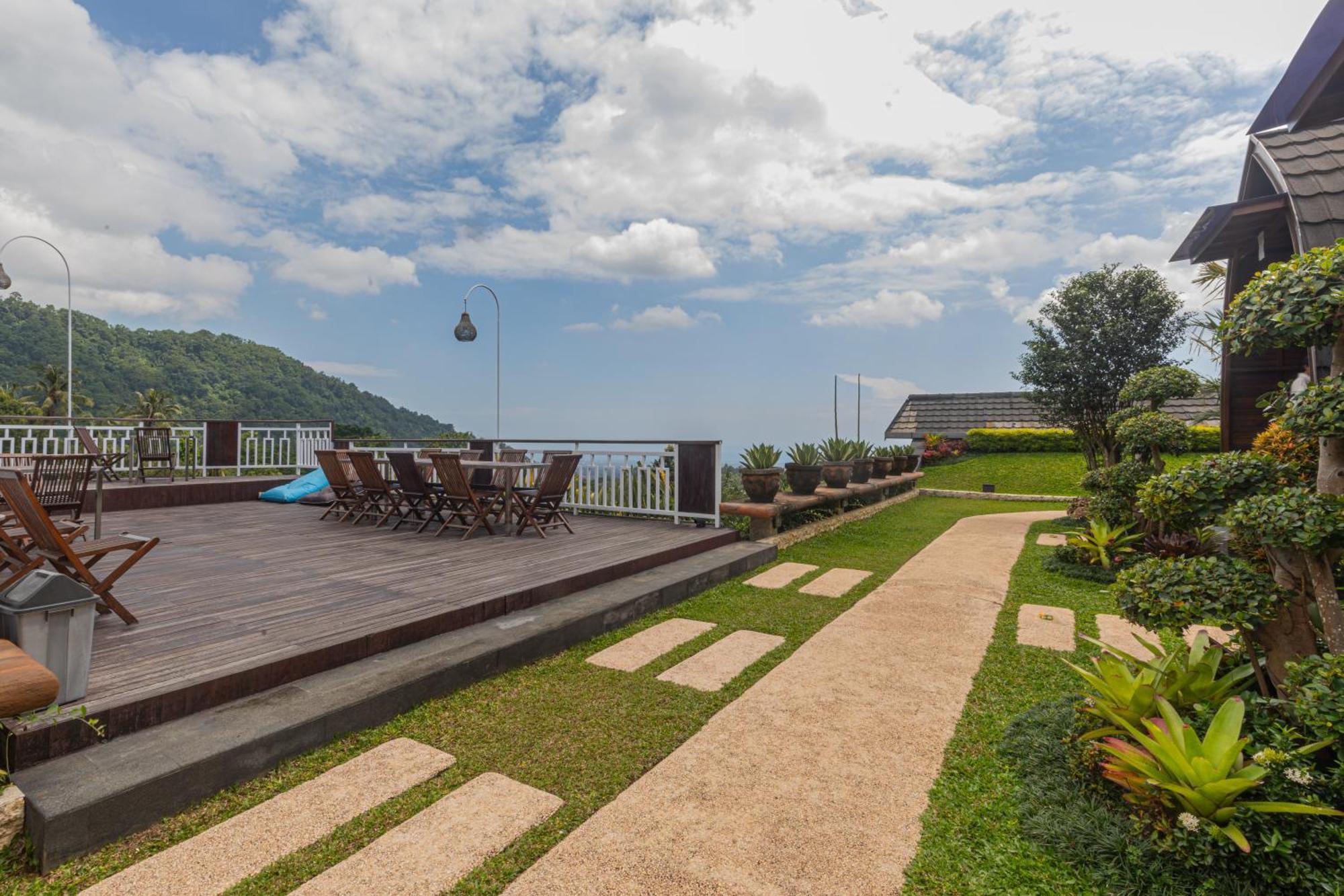 Munduk Kupang Sekumpul Hotel 3*