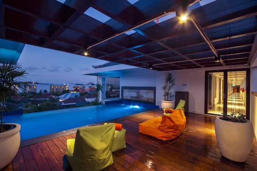 Harris Hotel Seminyak (Bali)
