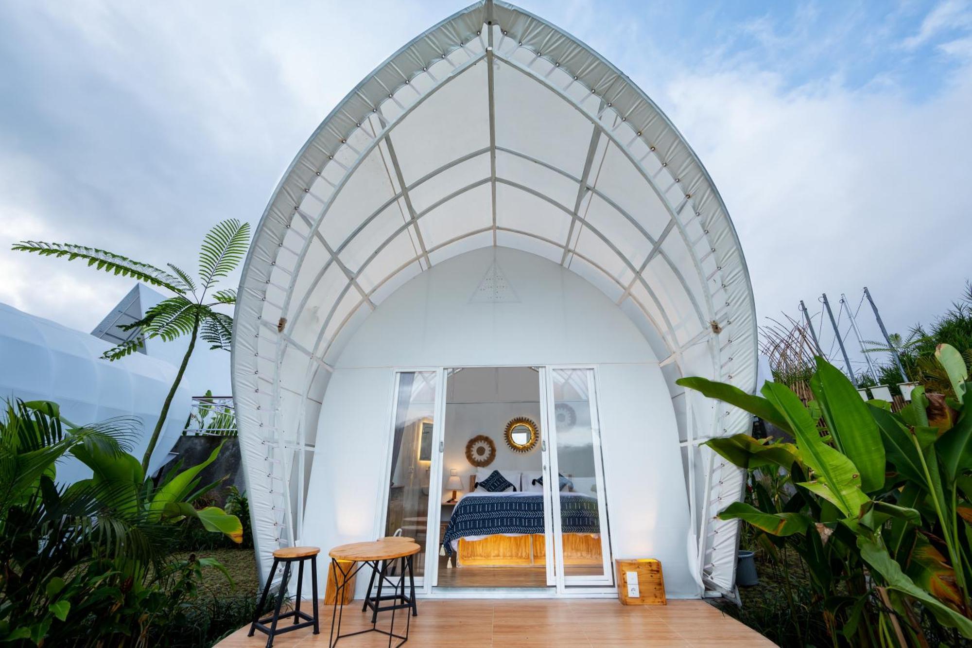 Marangyang tolda The Dewi Luxury Glamping And Natural Hotspring