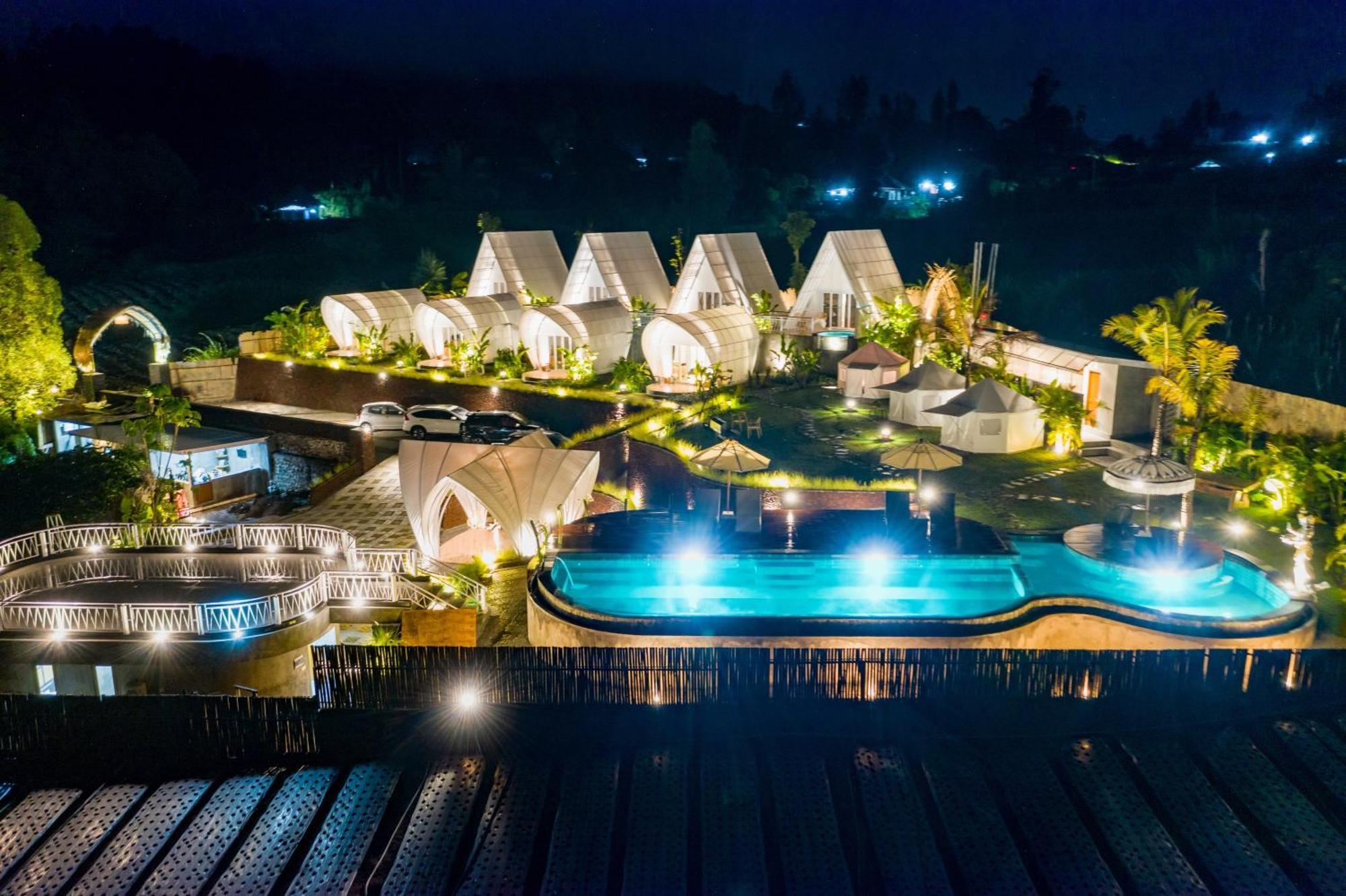 Marangyang tolda The Dewi Luxury Glamping And Natural Hotspring