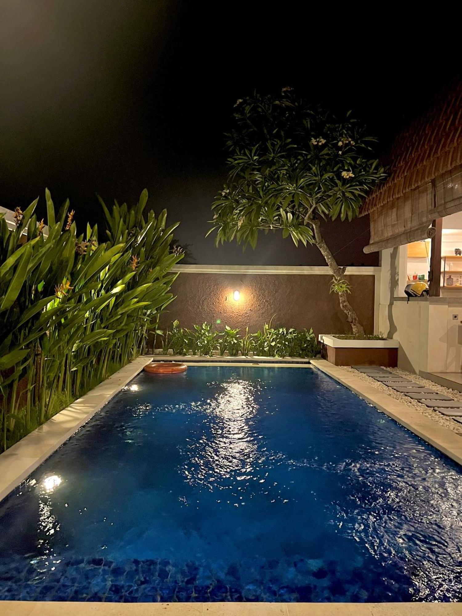 Bhumi Lovina & * Singaraja (Bali)
