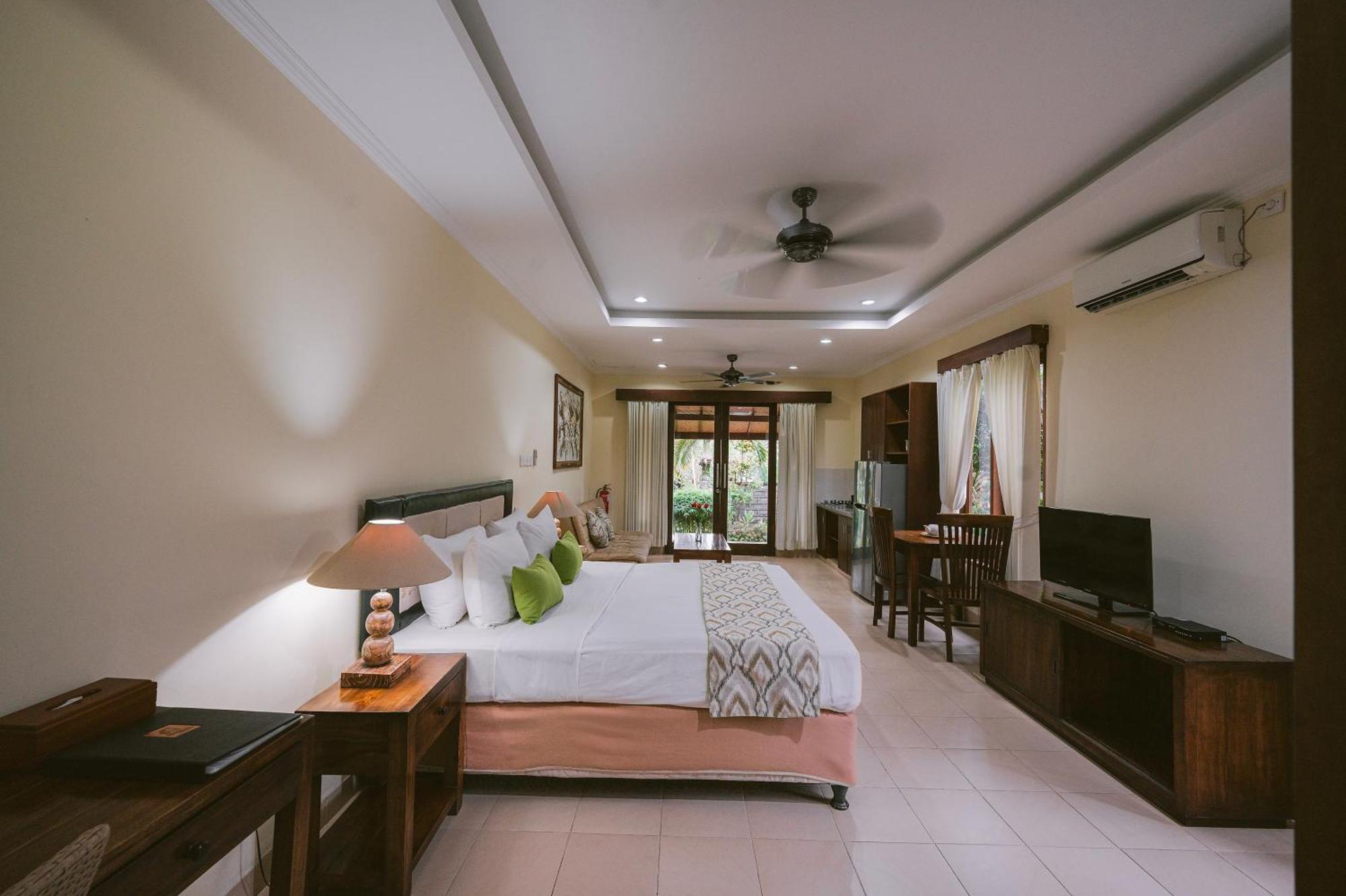 Medewi Bay Retreat Holiday park Pulukan