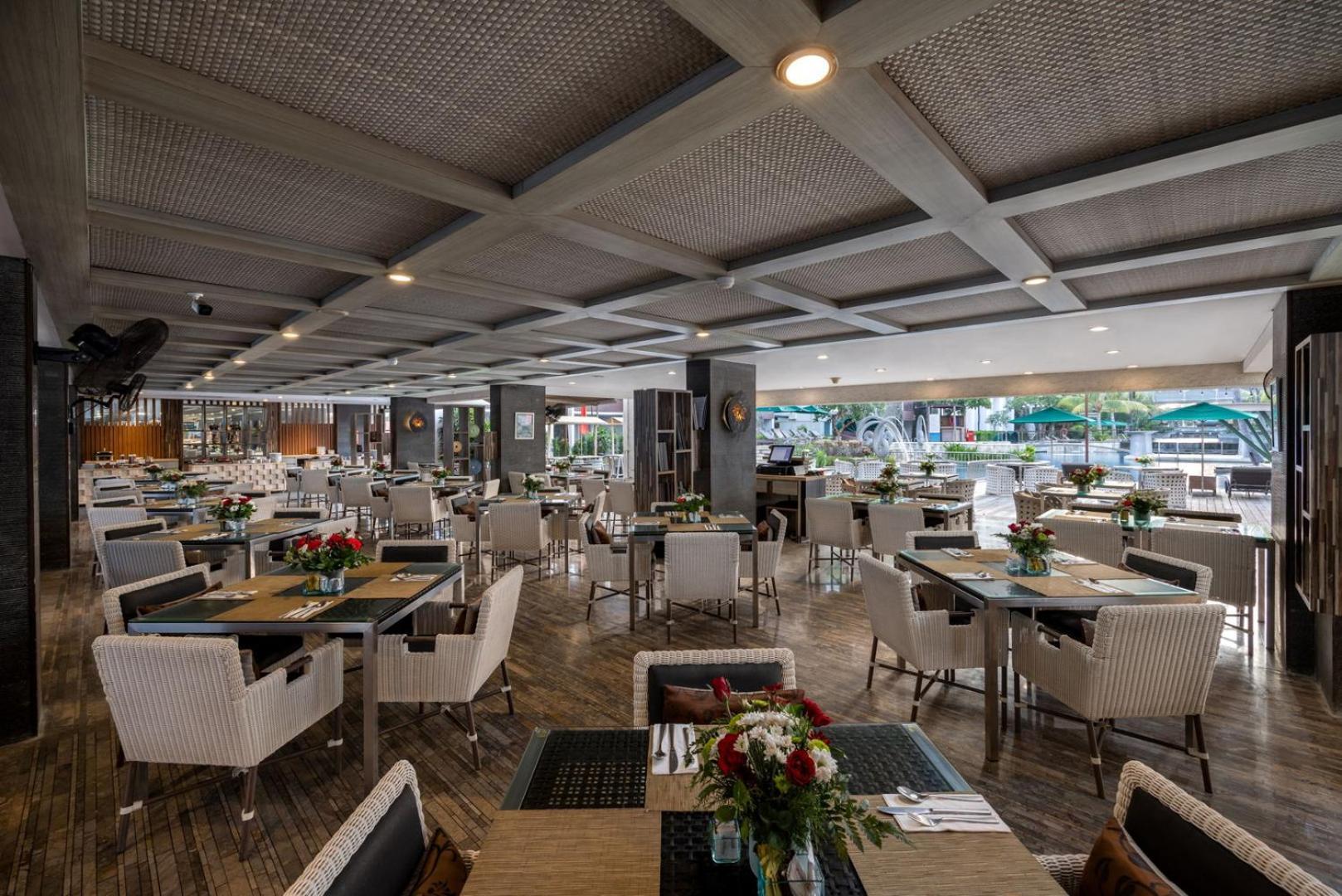 Swiss-belresort Watu Jimbar 4*
