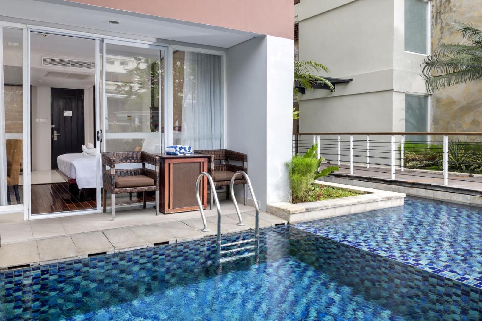 Swiss-belresort Watu Jimbar Resor