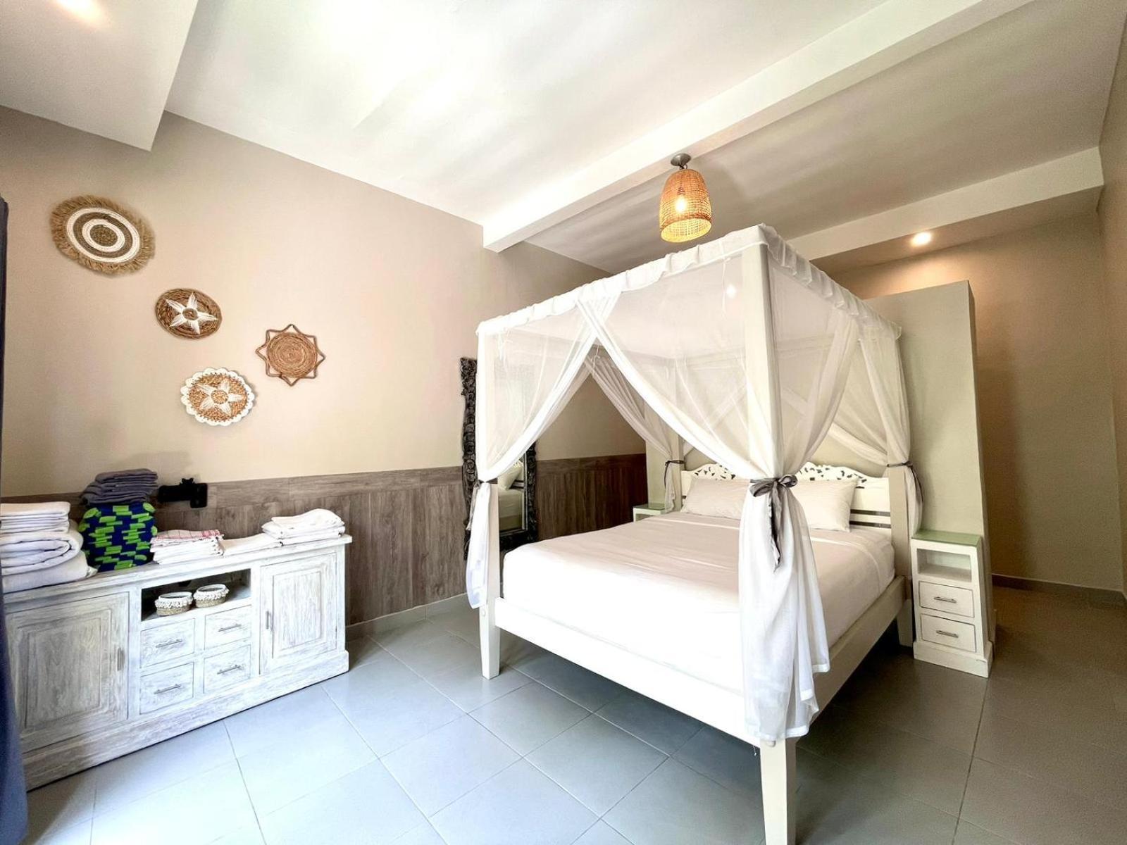 Frangipani Villa Seminyak *