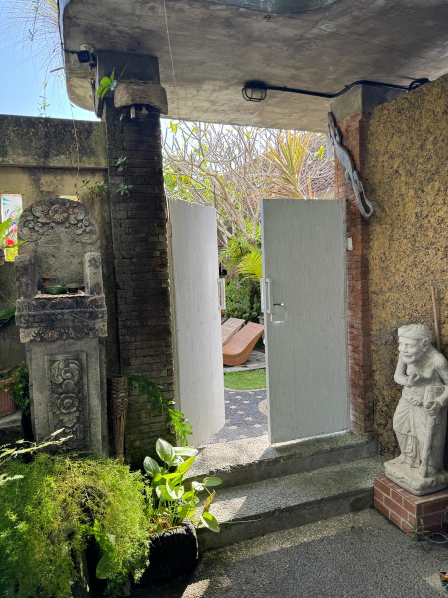 Guest house 46 Bali 2*