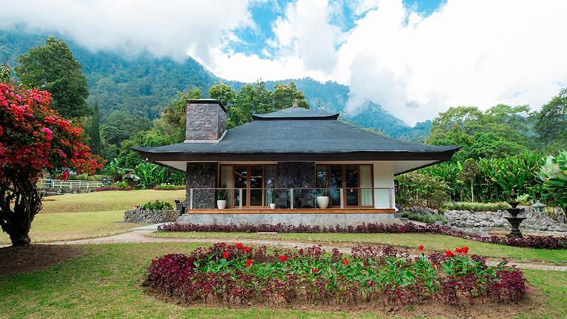 Handara Golf & Bali 4* Bedugul (Bali)