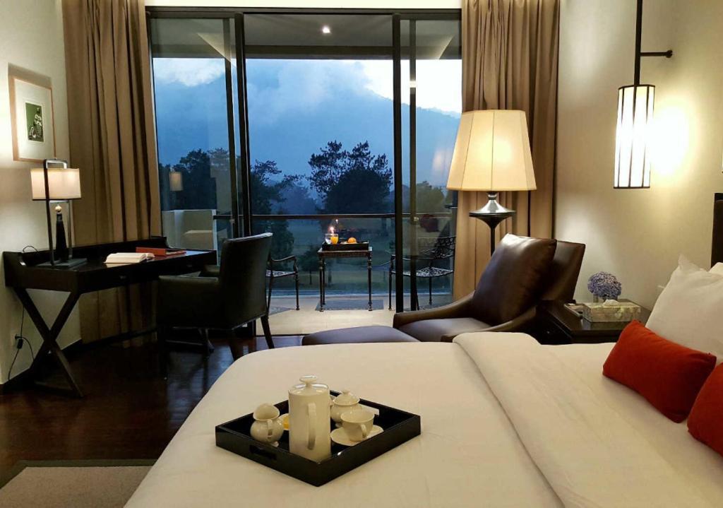 Handara Golf & Bali 4*