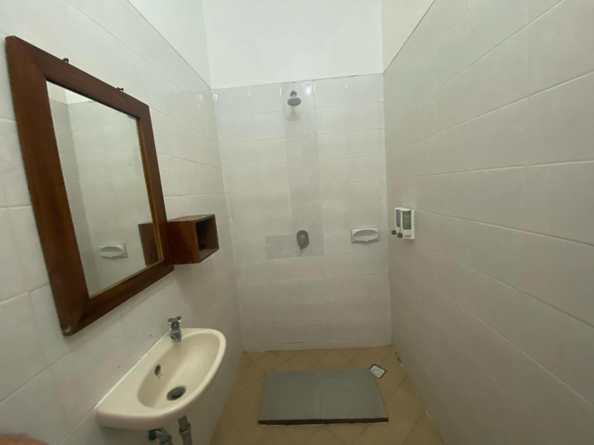 Ashana Hotel 3*