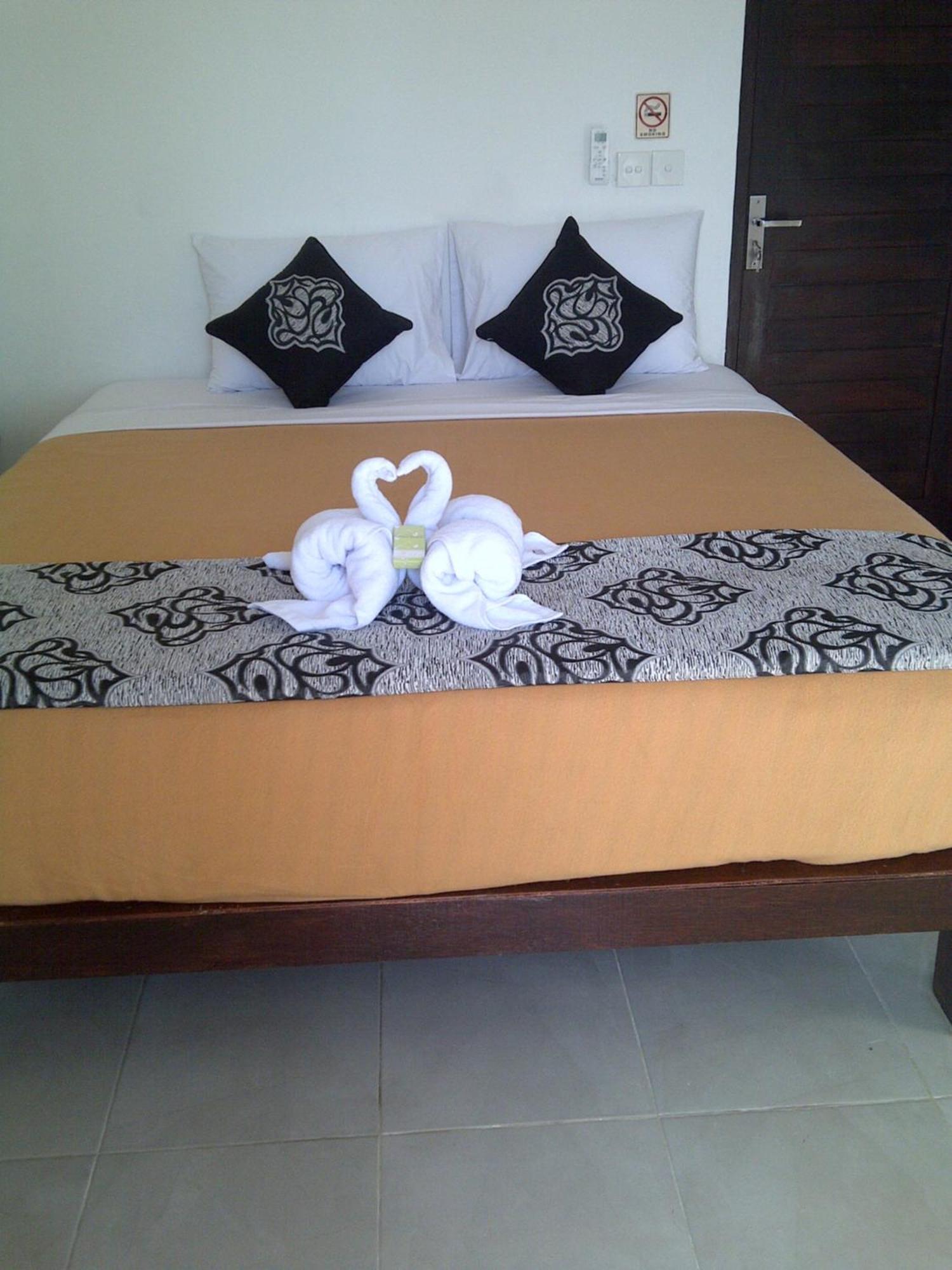 Guest house Kubu Sunset Nusa Lembongan (Bali)