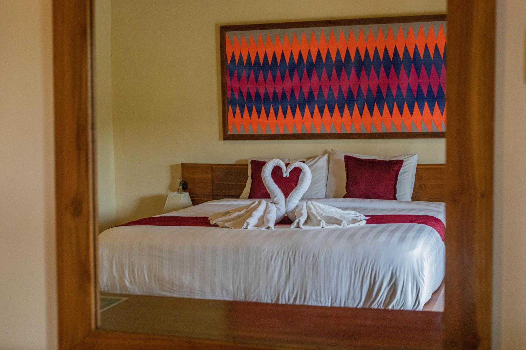 Batang Golden Hills 3*