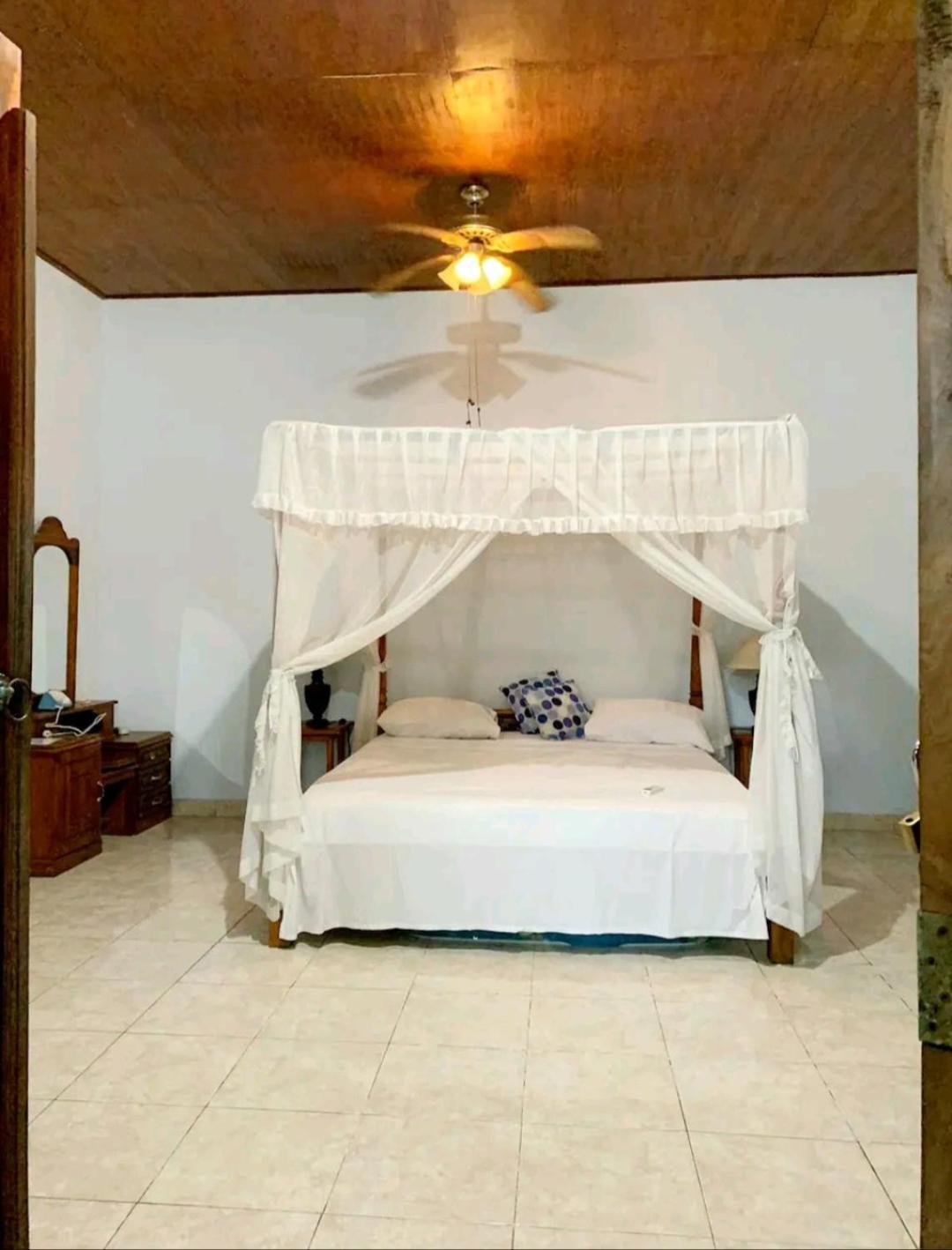Bahari Amed (Bali)