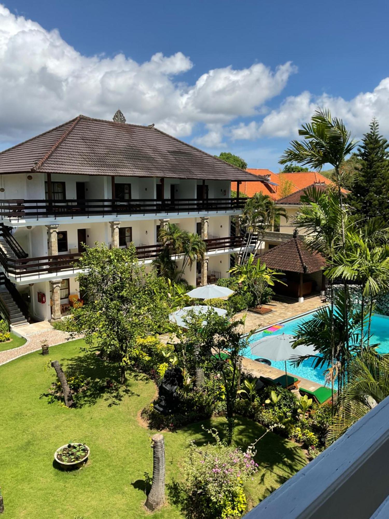 Grand Kumala Kumala Kuta Bali Hotel 3*