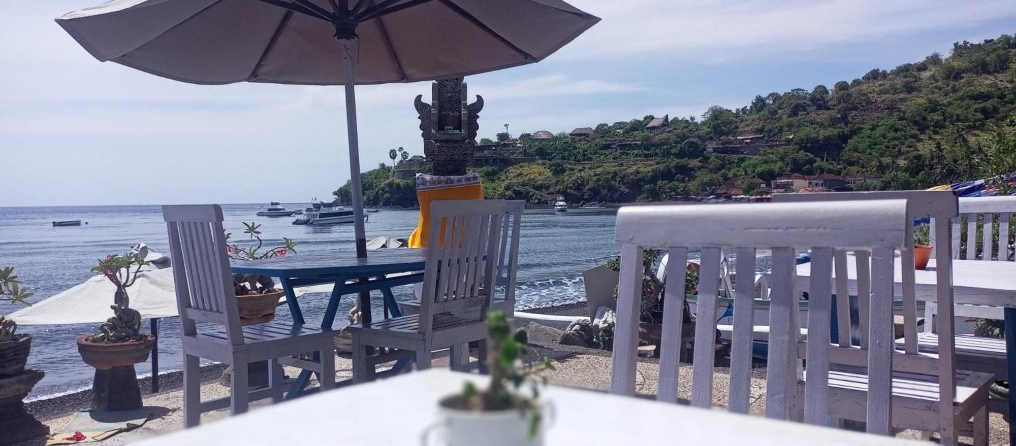 Homestay Sunrise Cafe Amed (Bali)