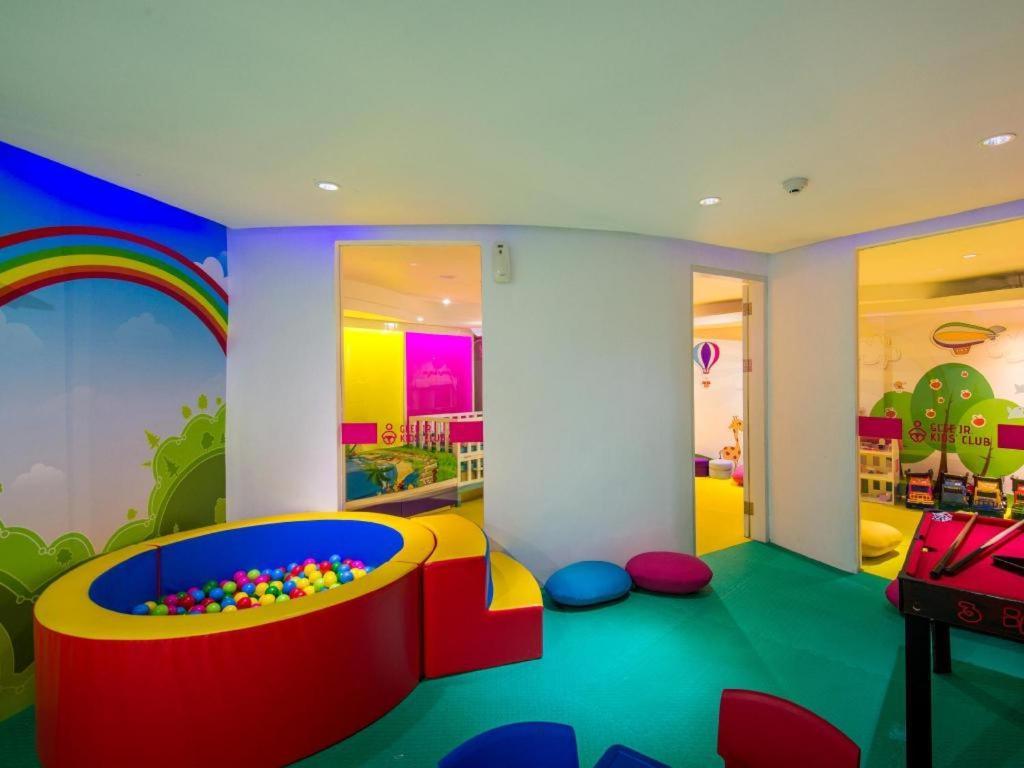 Hotel Berry Glee Thematic Kuta (Bali)