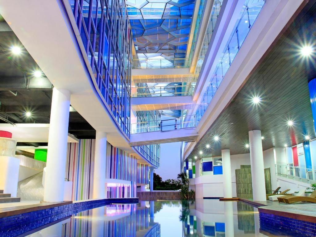 Hotel Berry Glee Thematic Kuta (Bali)