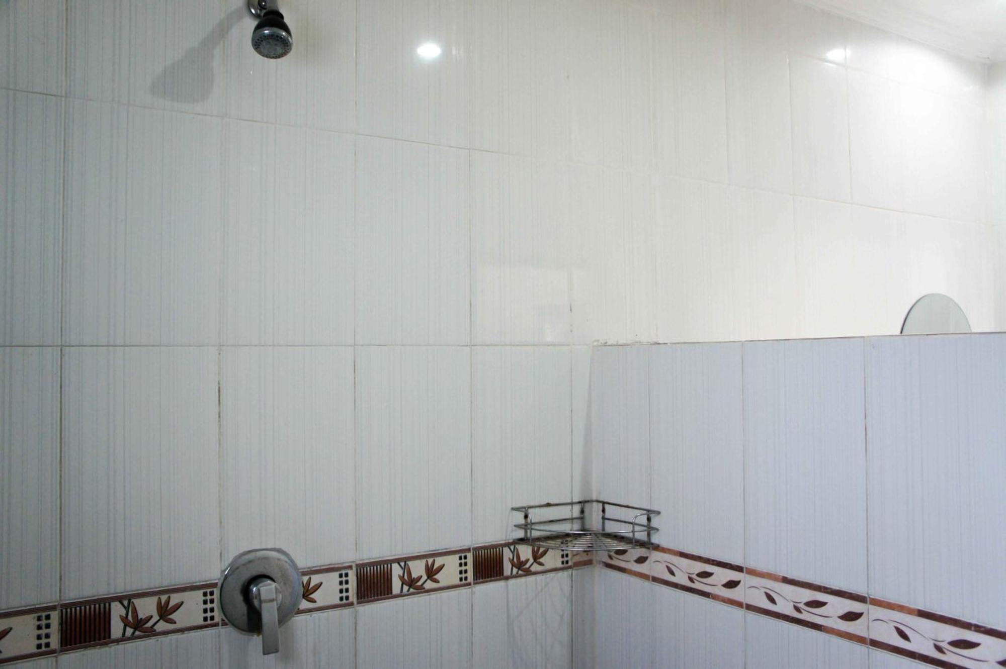 Guest house Adi 3*