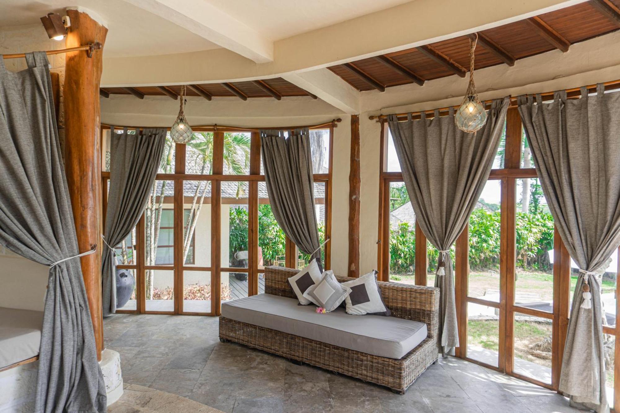 Resort La Joya Balangan 4*