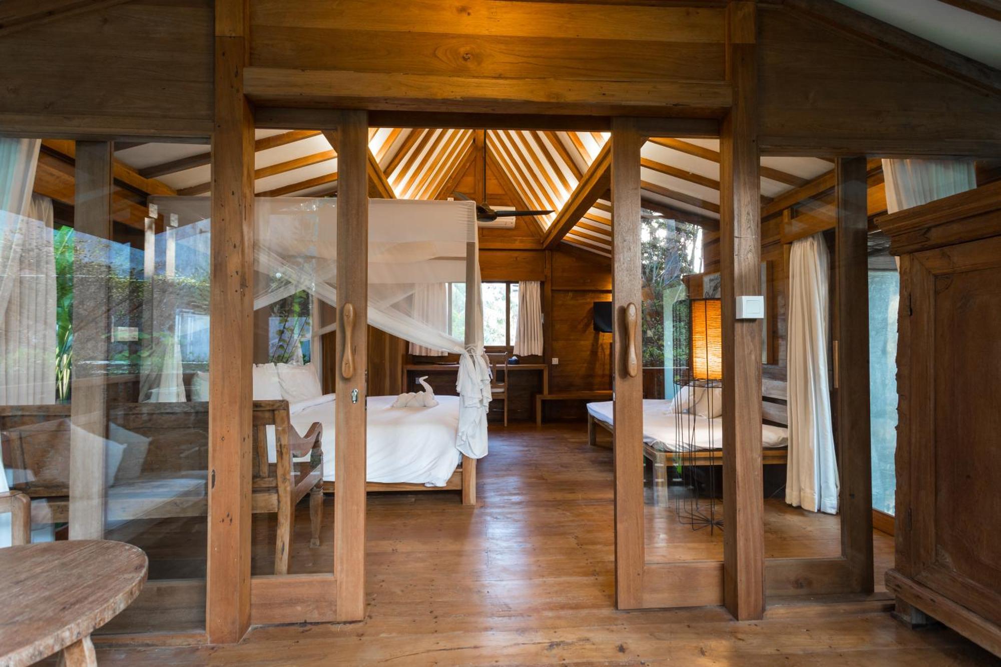 De Ubud & * Lodtunduh