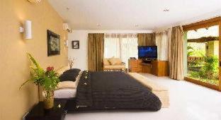 Hening 4*