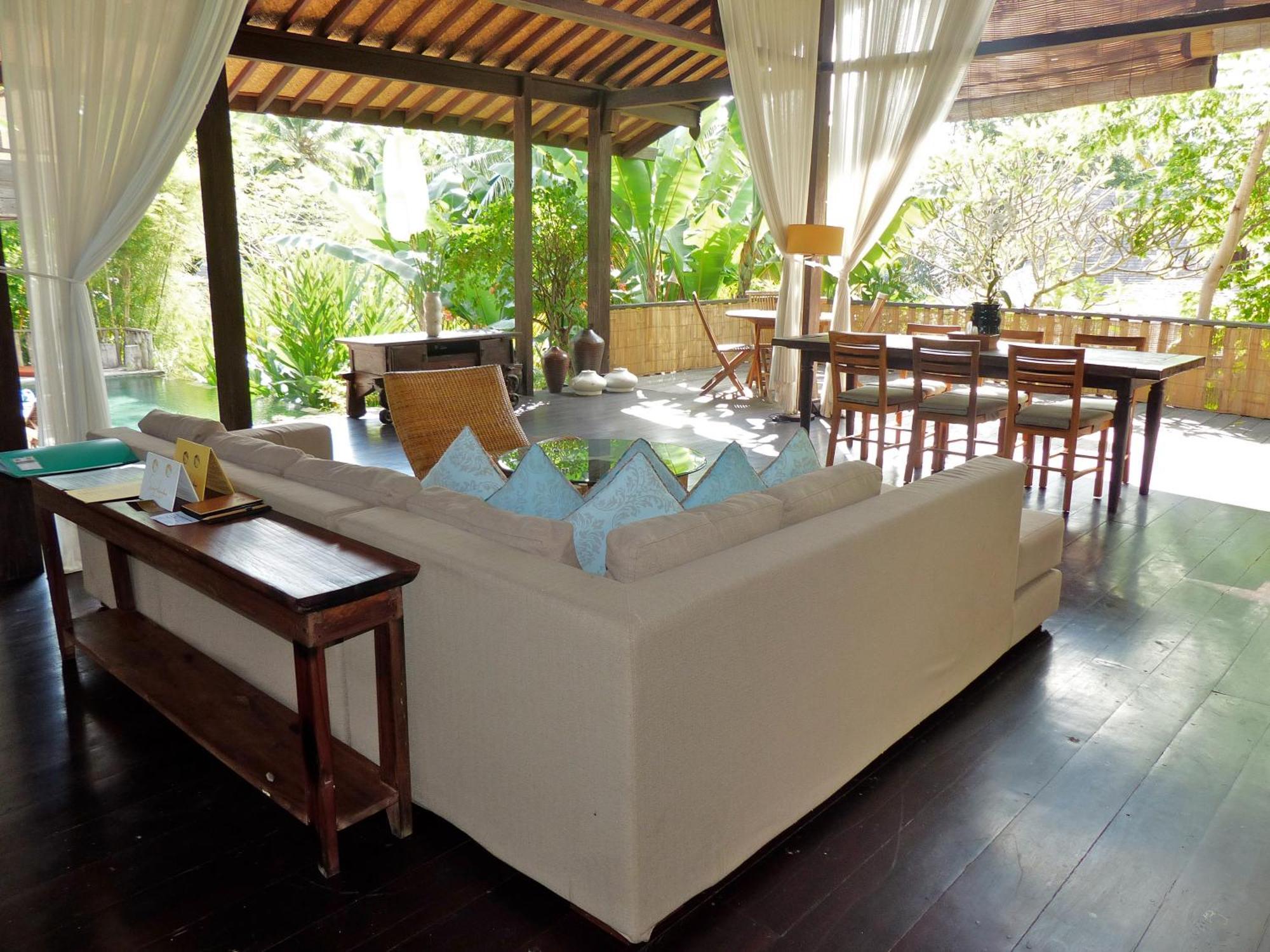 Surya Kembar Resor 4*