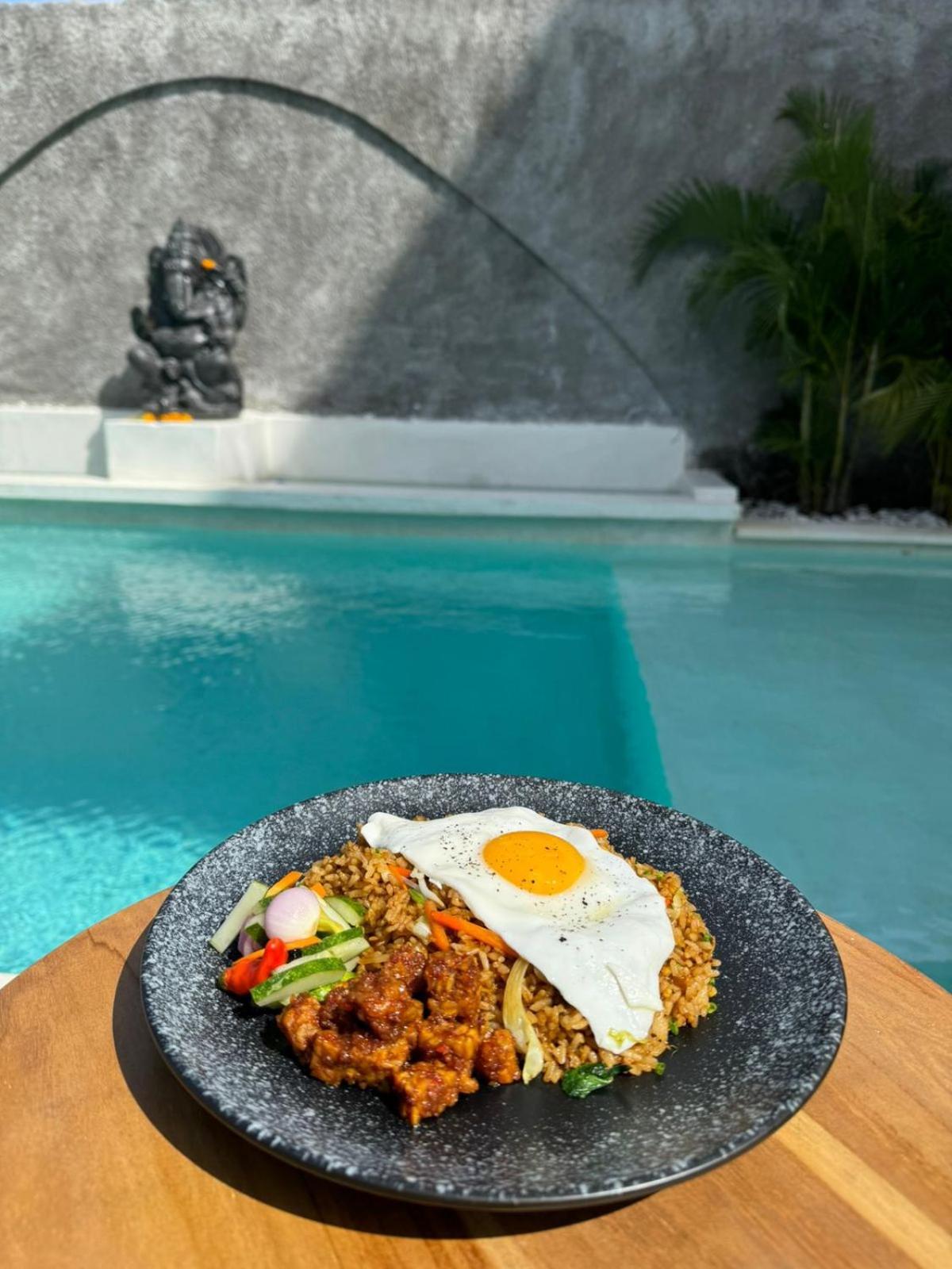 Salty Prana Retreat Center Guest house Uluwatu (Bali)