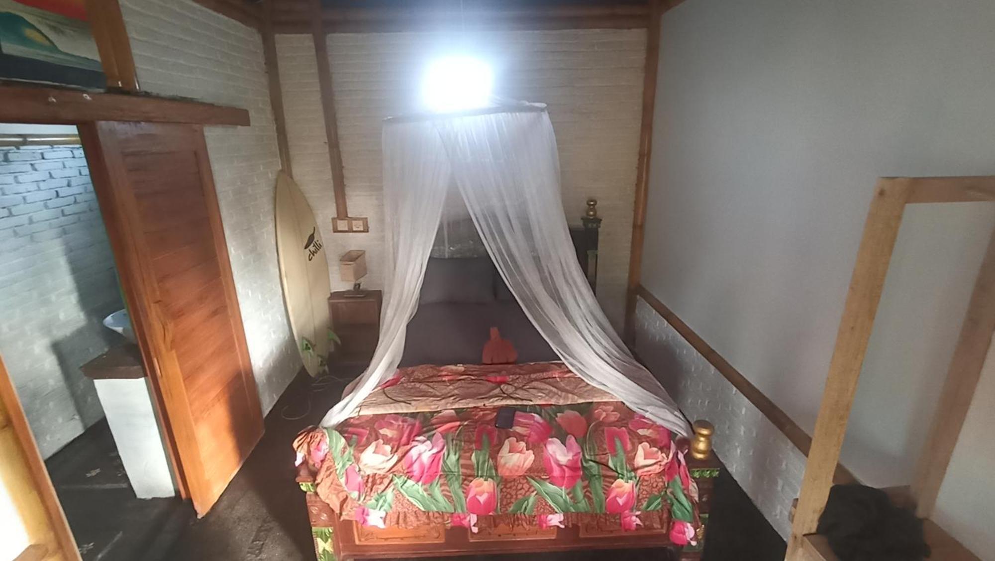 Homestay Ayolah Surf House &surf Camp
