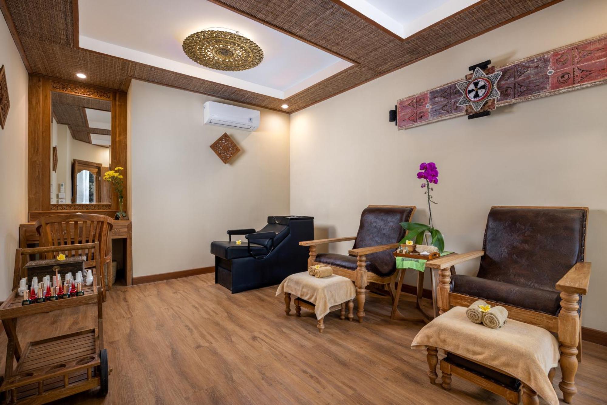 Resort The Alena Resort A Pramana Experience 5*